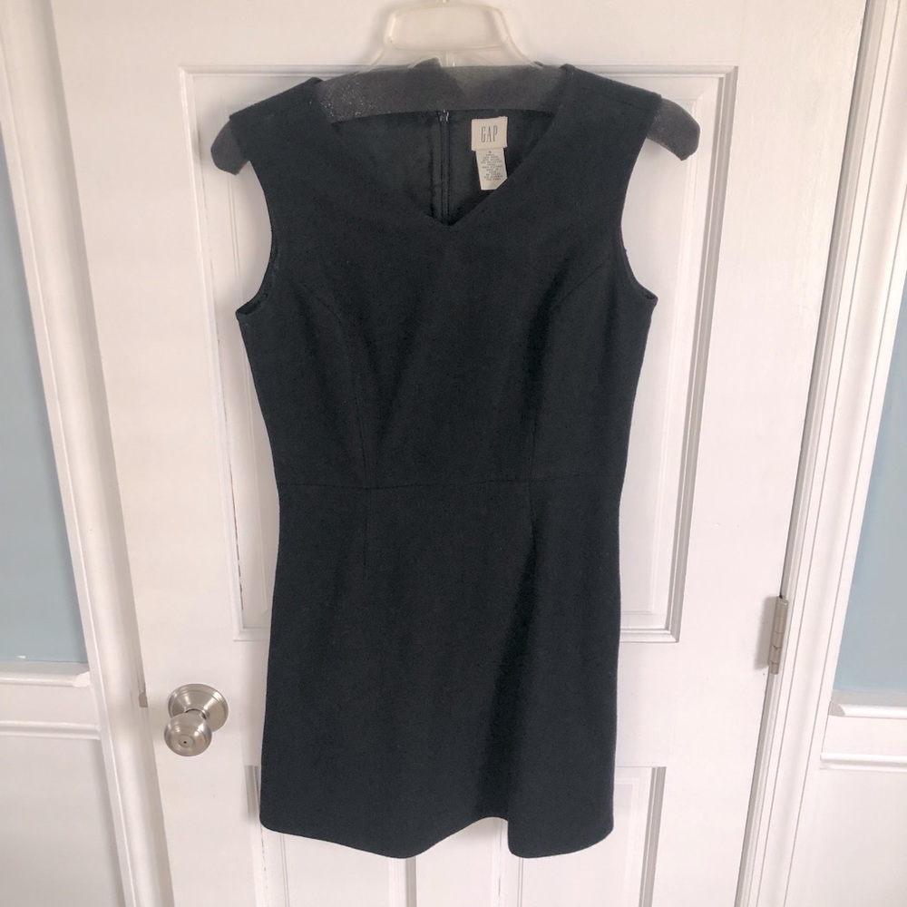 Gap Ladies jumper dress